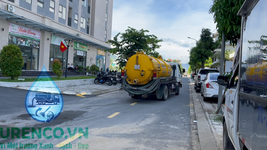 Hút hầm cầu xã Chiên Đàn